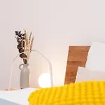 Weekends Centre - Free Parking, Pets Welcome & Walk To Old Town - - Kunsthaus Apartment Graz