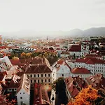 Weekends Centre - Free Parking, Pets Welcome & Walk To Old Town - - Kunsthaus Graz