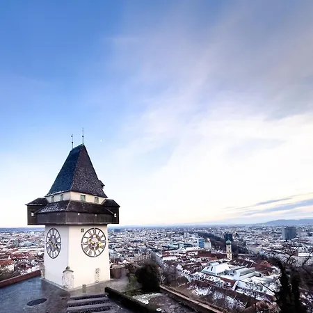 Weekends - & Cozy, Free Parking & Walk To Old Town - - Kunsthaus Apartment