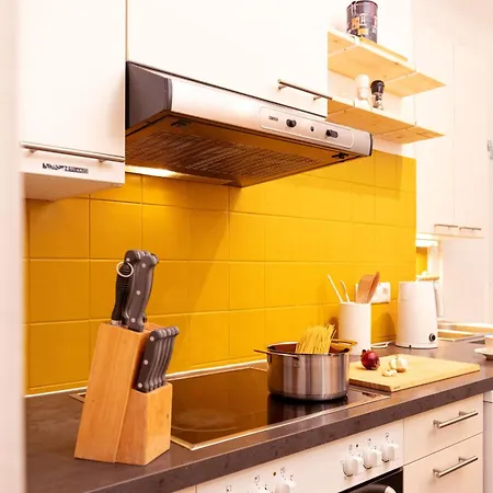 Weekends Centre - Free Parking, Pets Welcome & Walk To Old Town - - Kunsthaus Apartamento