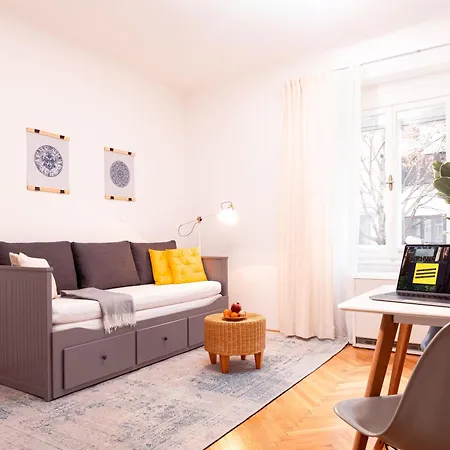 Weekends - & Cozy, Free Parking & Walk To Old Town - - Kunsthaus Graz